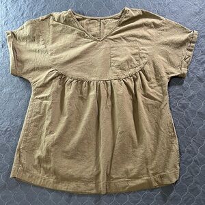 Women’s Army Green Baby Doll Top With Cuffed Sleeves and Pocket